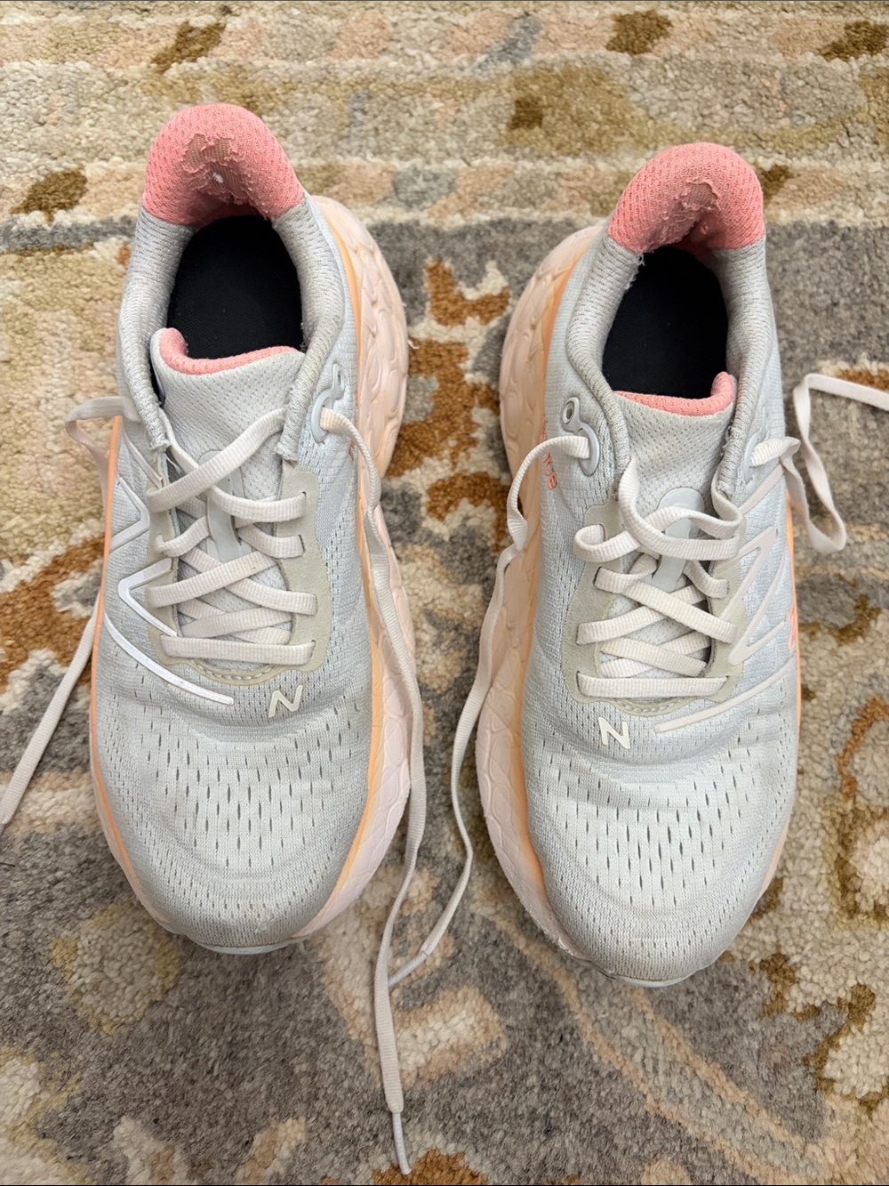 New Balance Women’s Light Gray and Pink Athletic Running Shoes